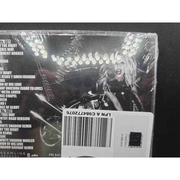 Lady Gaga "Born This Way" CD Album New Sealed Case With Artwork - Picture 5 of 9